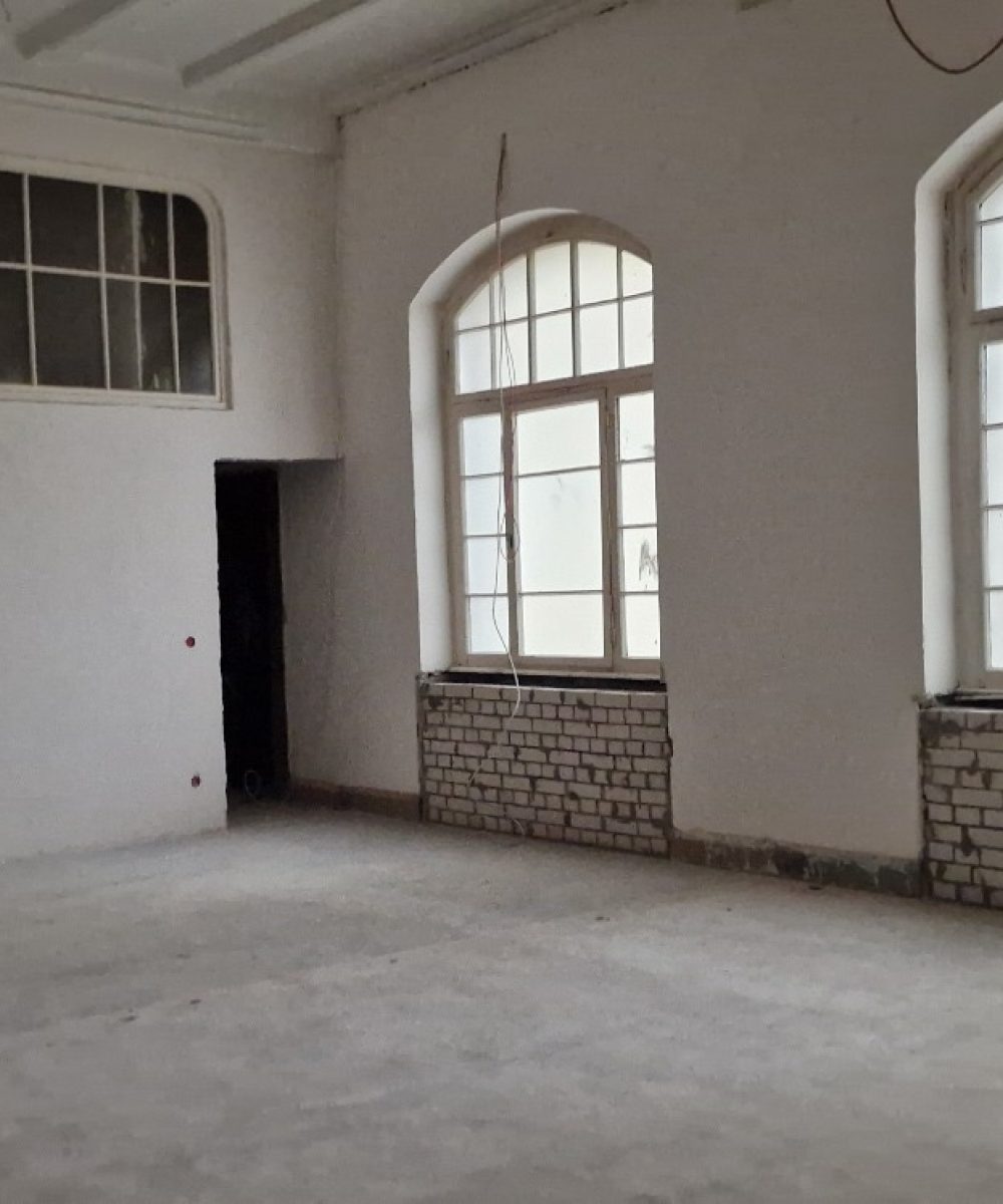 a37454af-6e68-48de-aca4-aa8992a0bde5 2